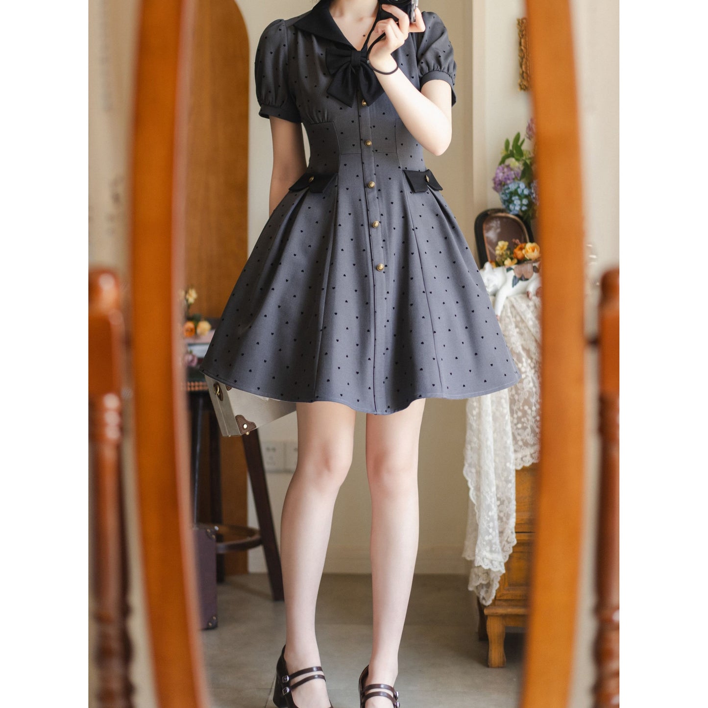 映画女優の水玉柄クラシカルワンピース - Slate Gray