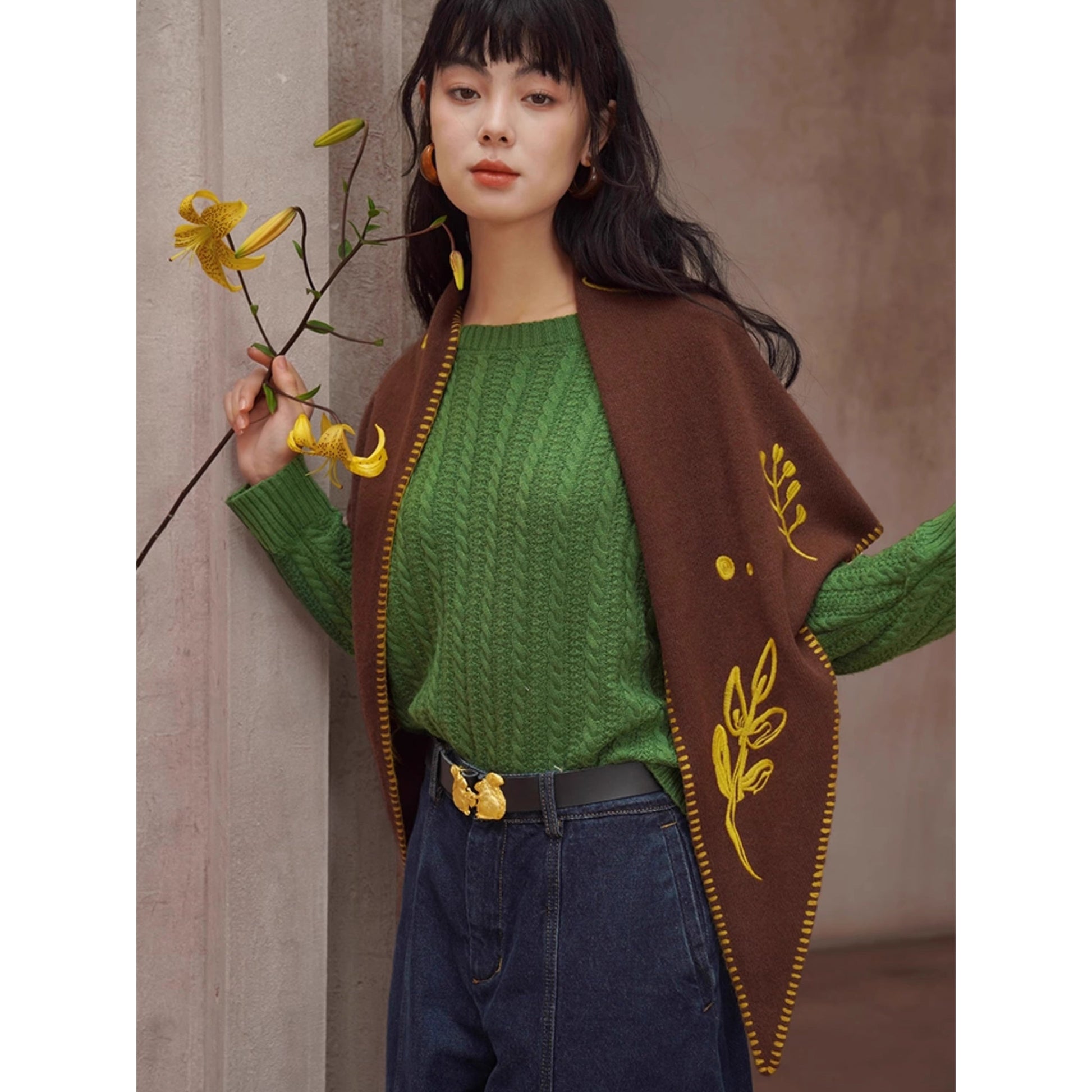 黄金のリスの留め具レザーベルト