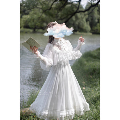純白のお嬢様のチュールケープワンピース