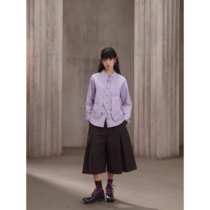 薄紫の縦縞ストライプブラウス