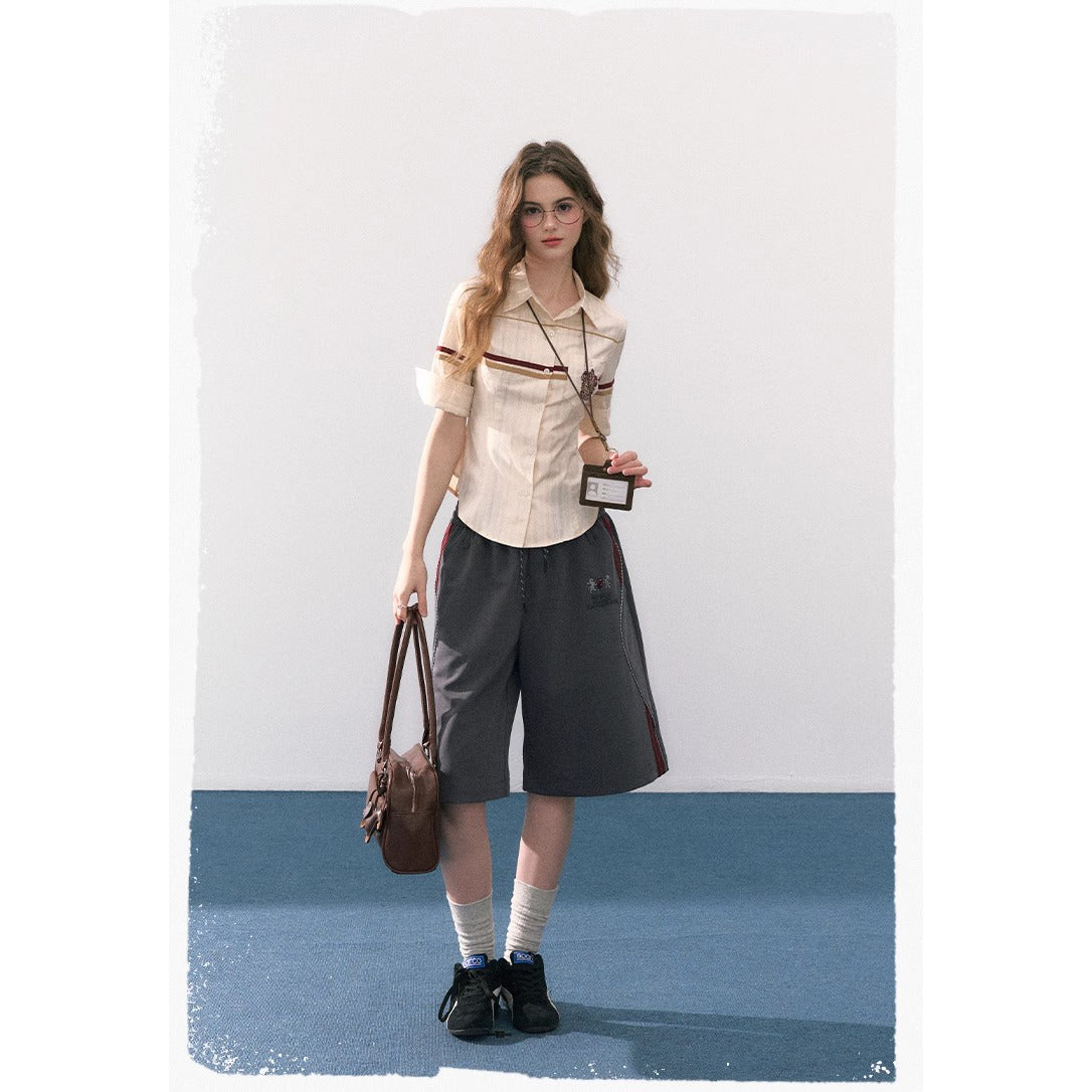 魔法学校の刺繍ストライプブラウス