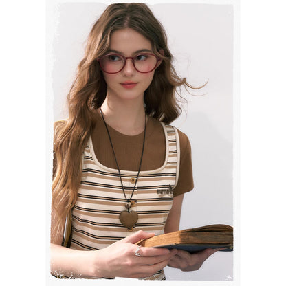 魔法学校のドッキングトップスとキュロットスカート