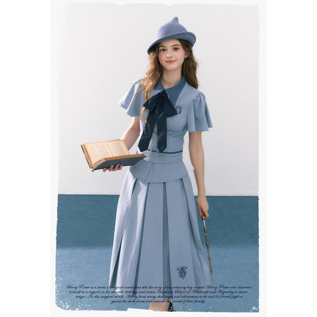 魔法学校の刺繍トップスとコルセットと刺繍プリーツスカート