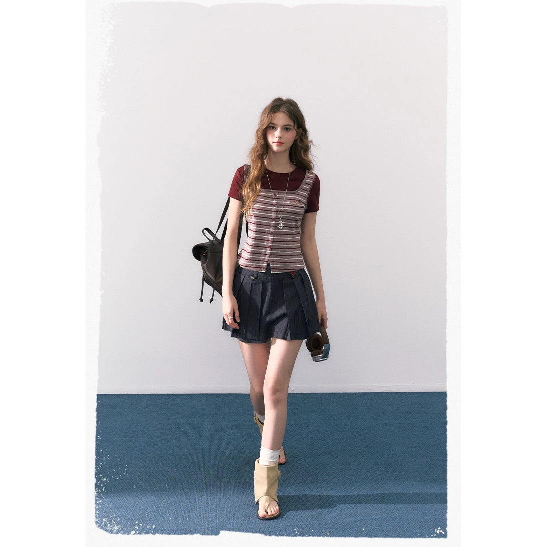 魔法学校のドッキングトップスとキュロットスカート