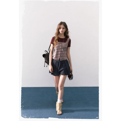 魔法学校のドッキングトップスとキュロットスカート