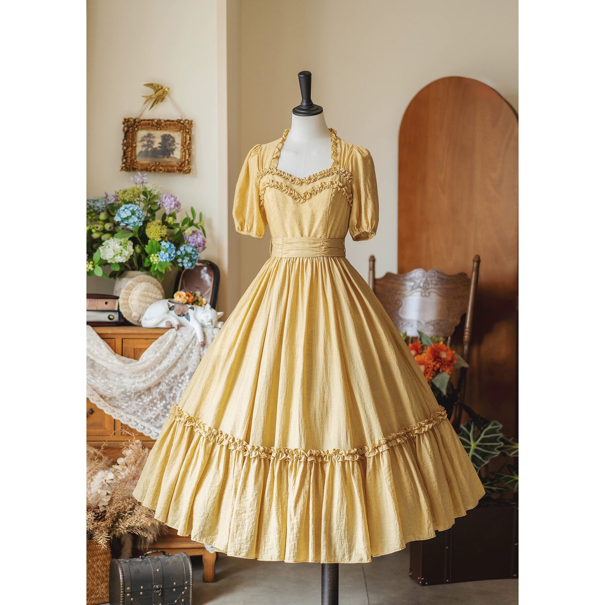 藤黄のお嬢様のクラシカルワンピース[2025年7月下旬-8月上旬発送予定]