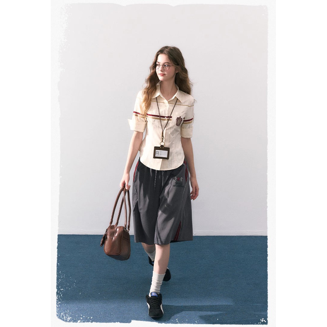 魔法学校の刺繍ストライプブラウス