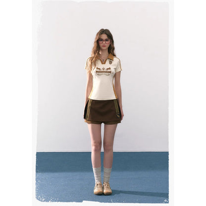 魔法学校のポロシャツとキュロットスカート