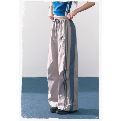 魔法学校のポロシャツと刺繍ロングパンツ