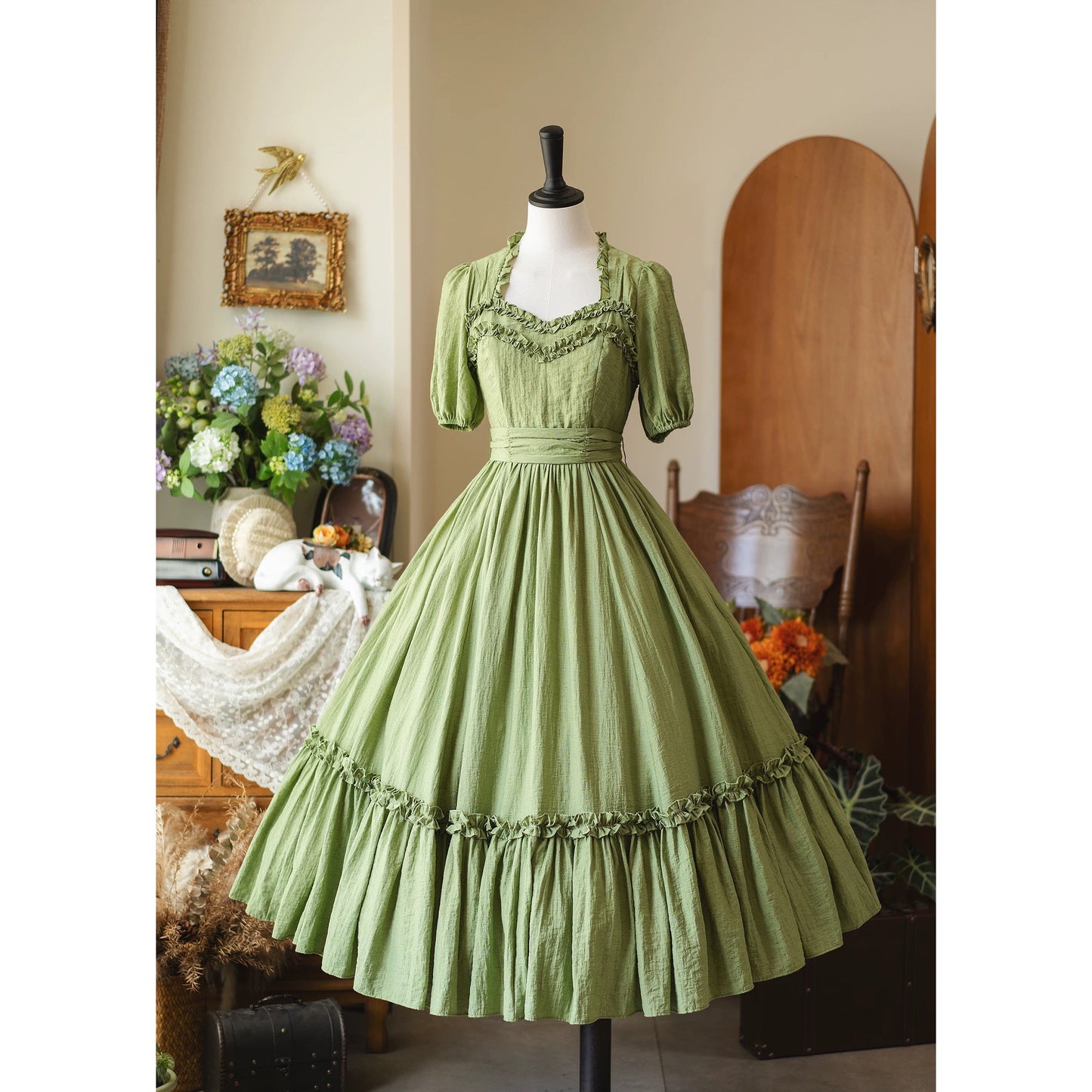 若緑のお嬢様のクラシカルワンピース[2025年7月下旬-8月上旬発送予定]