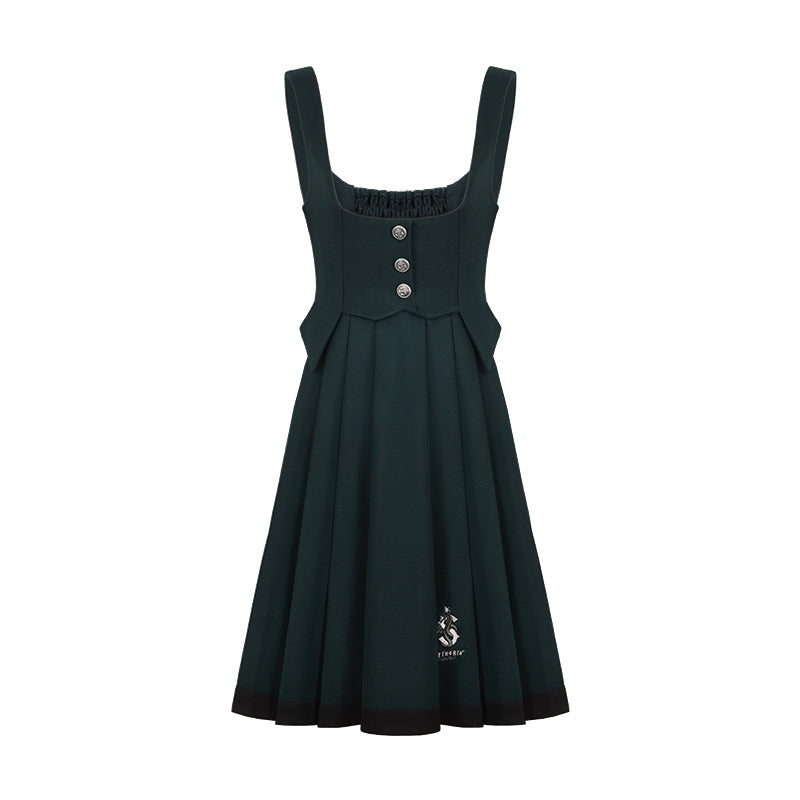 魔法学校の刺繍ジャンパースカートとショートケープ