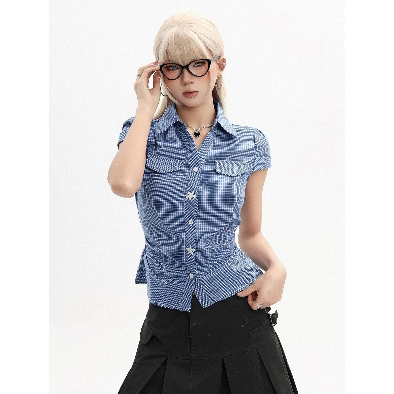 青藍の格子柄シャツ