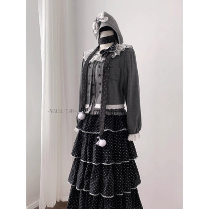霧色のお嬢様トップスとティアードスカートとカーディガン