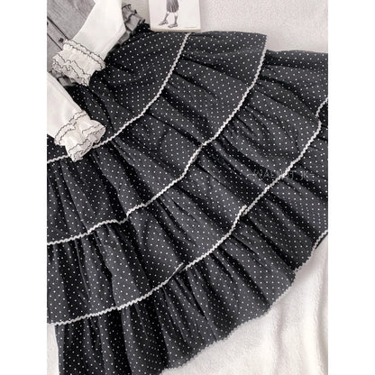 霧色のお嬢様トップスとティアードスカートとカーディガン