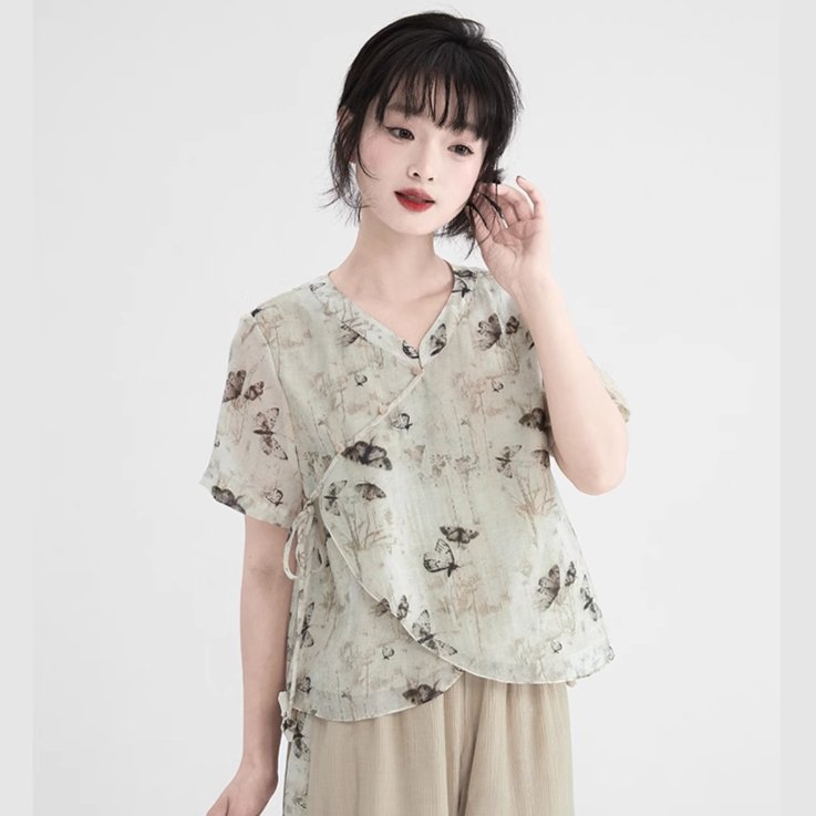 Ink painting butterfly print short-sleeved collar slanted shirt