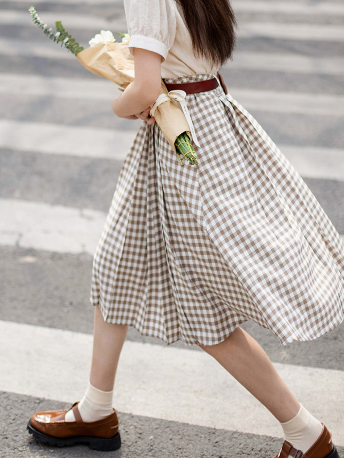[Shipped within Japan, delivered within 1 week] western girl literary plaid skirt