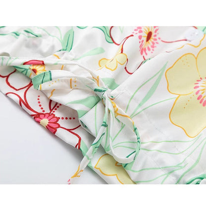 南国の花の挿絵ショートシャツ