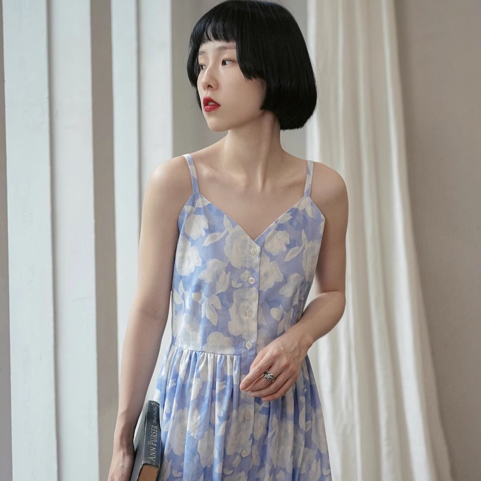 Suspender V-neck dress mid-length sleeveless skirt