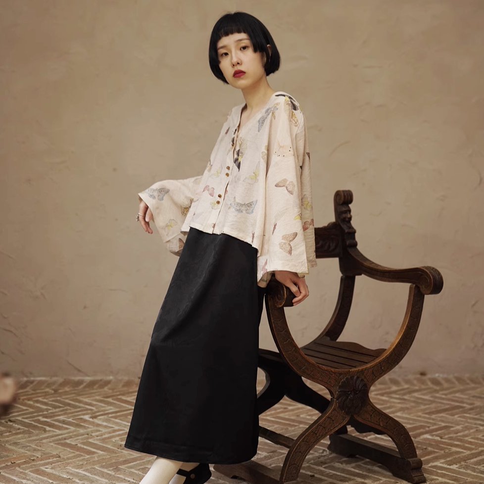 V-neck butterfly print shirt wide-sleeved short coat