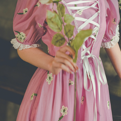 槿花色の花刺繍フレンチワンピース