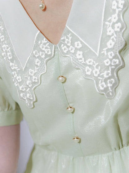 薄緑の刺繍襟フレンチワンピース