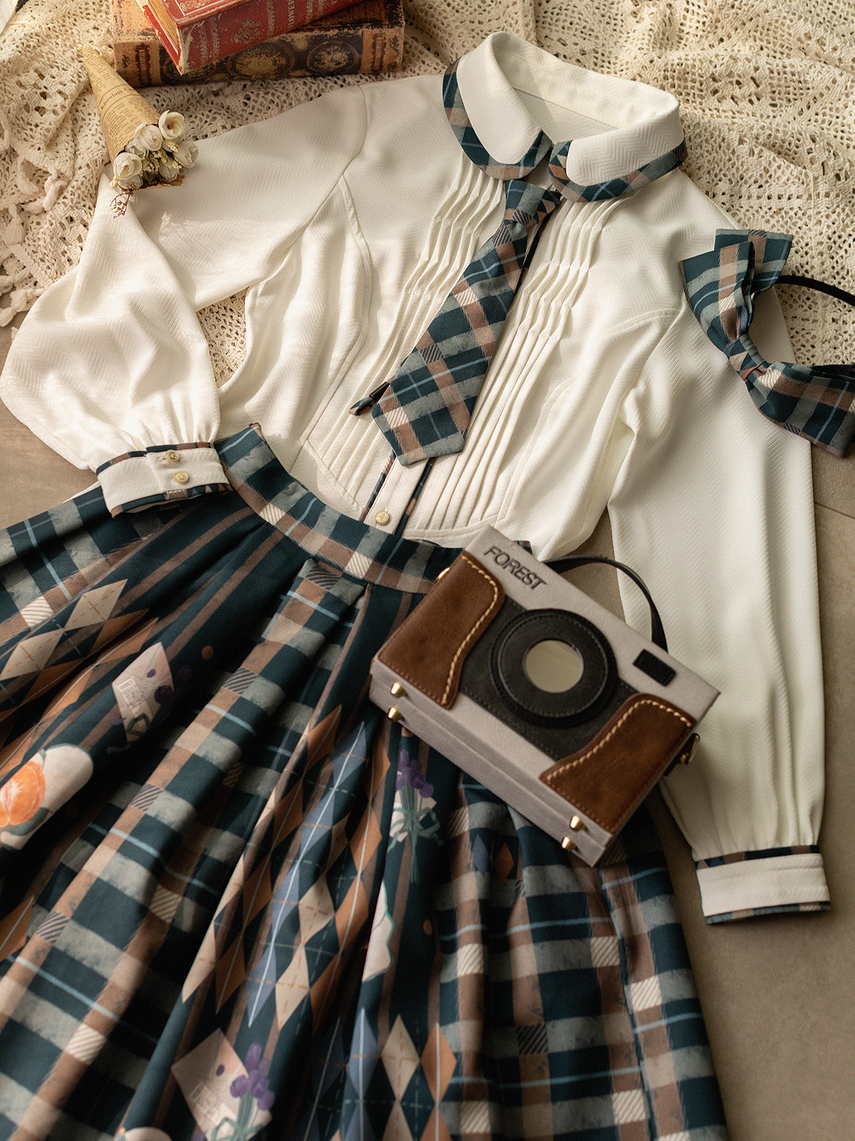 Bouquet Plaid Strap Skirt / Vest / Pleated Blouse