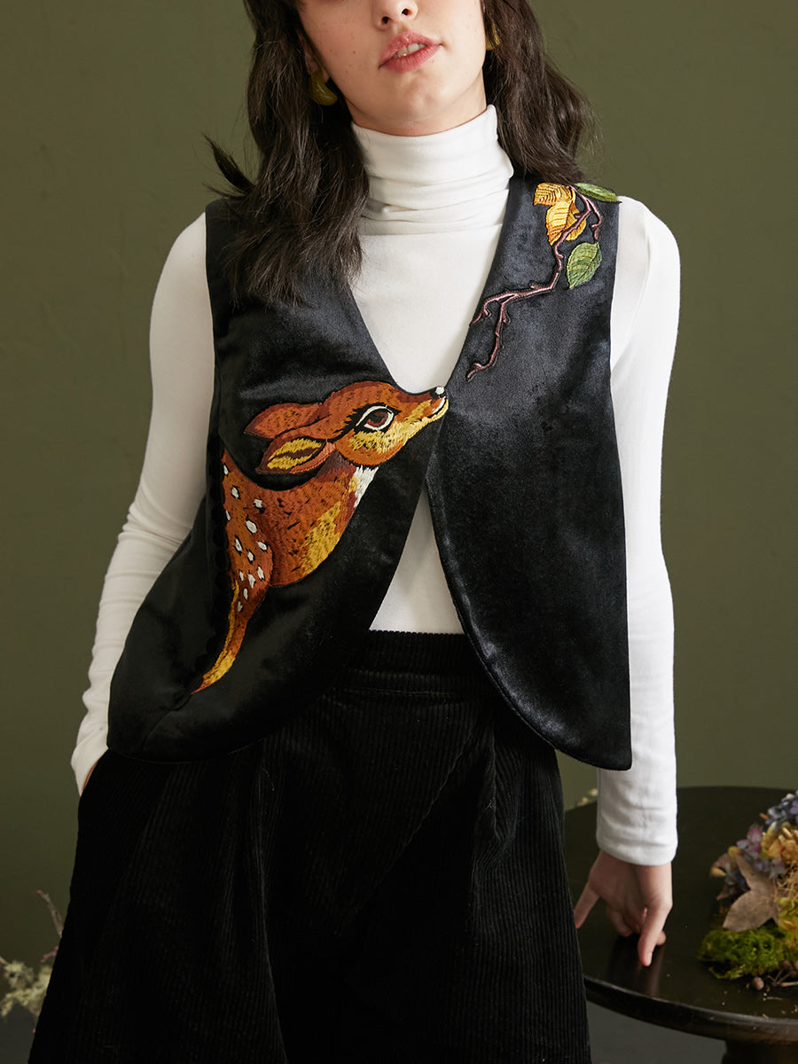 深林小鹿の刺繍ベスト