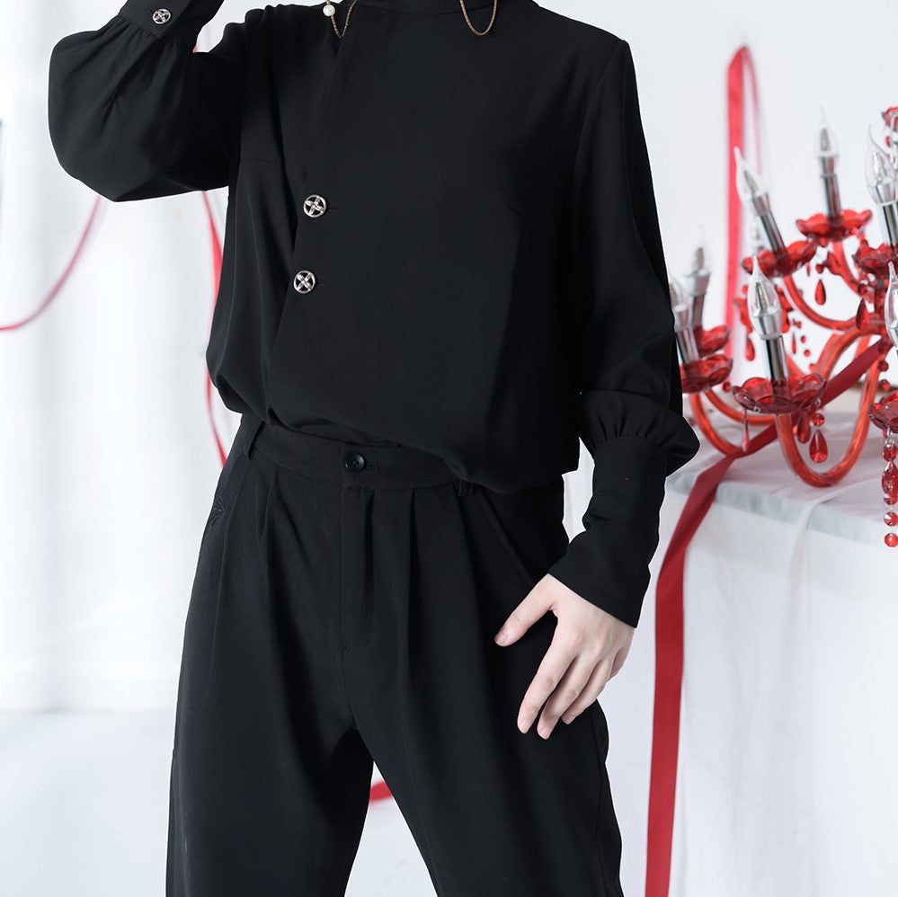 魔法陣の刺繍ブラックパンツ