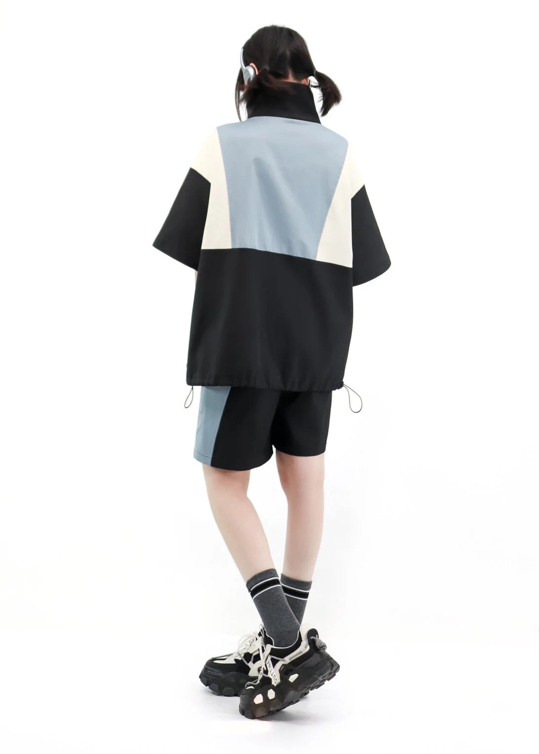Sporty Mountain Jacket and Casual Half Pants and Half Skirt