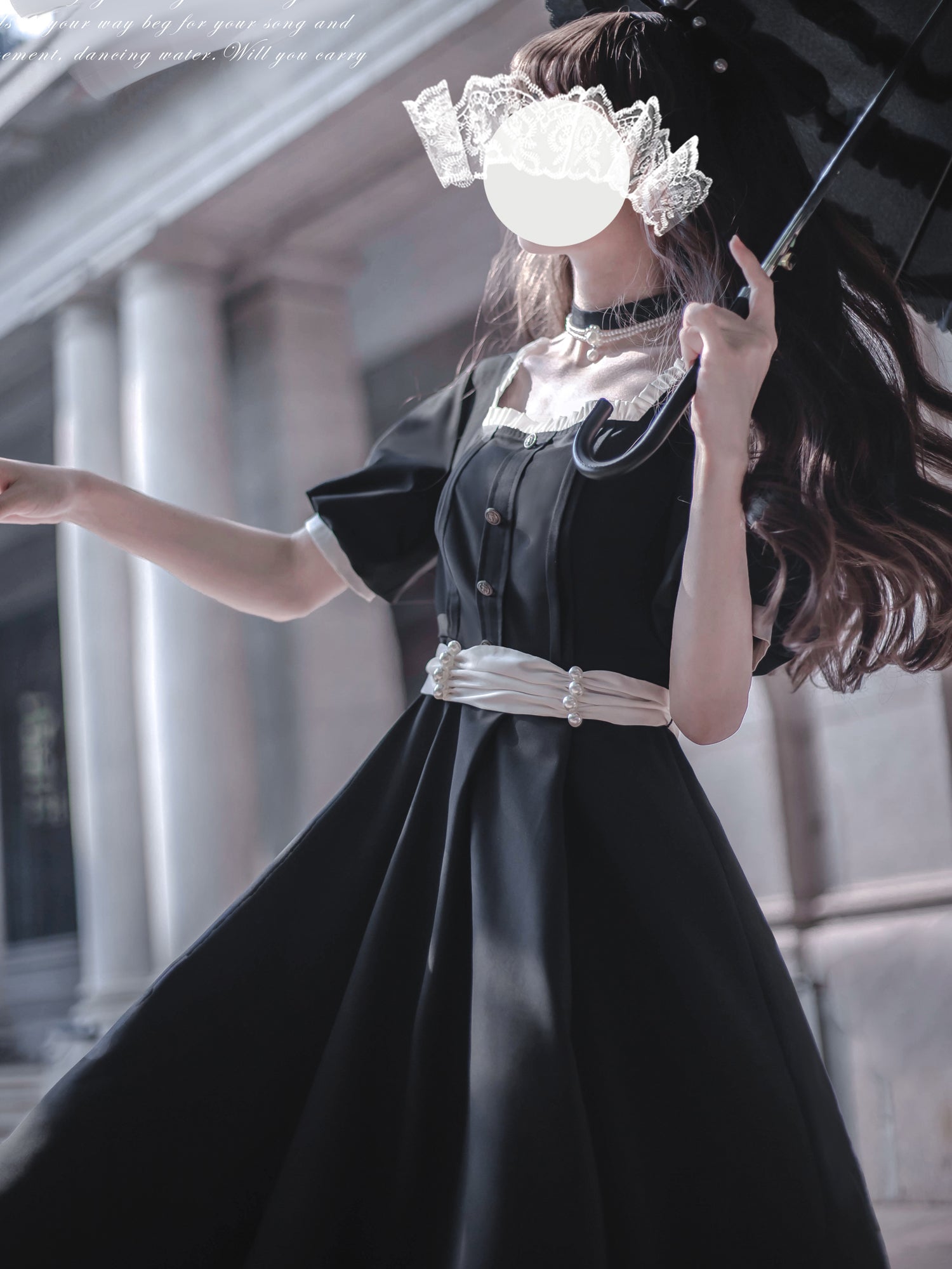 漆黒のお嬢様の文学クラシカルワンピース
