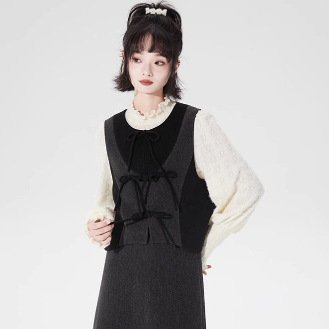 Black and gray spliced short wool vest