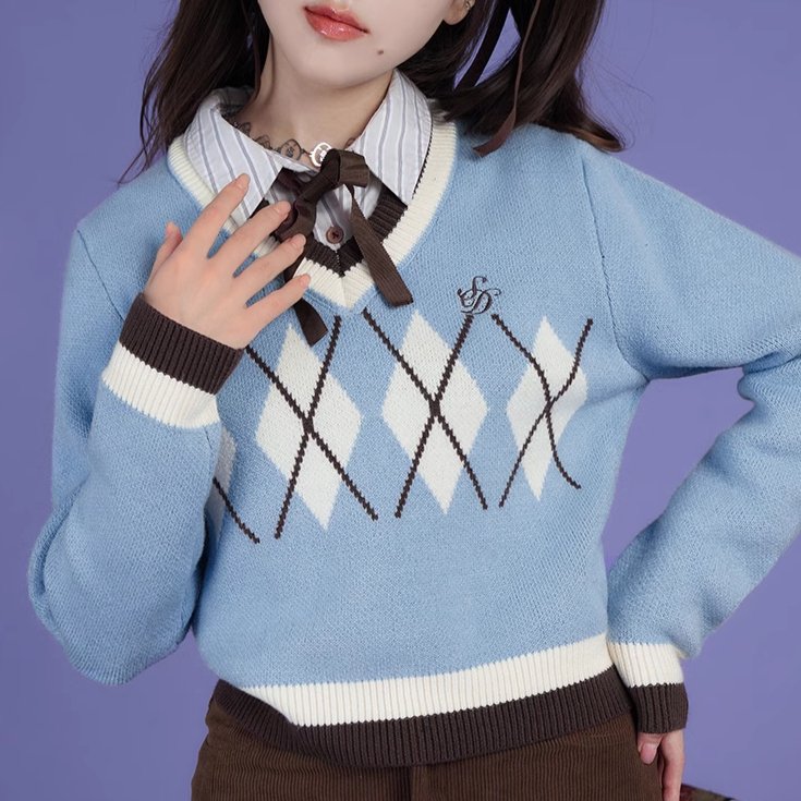 Blue rhombus V-neck short knitted sweater