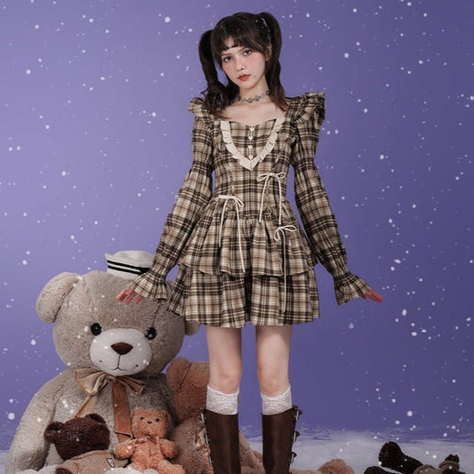 Brown plaid ribbon dress with small flying sleeves