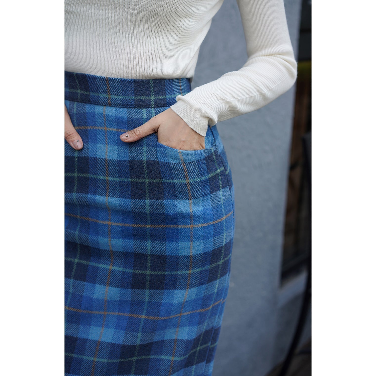 Plaid wool hotsell skirt navy