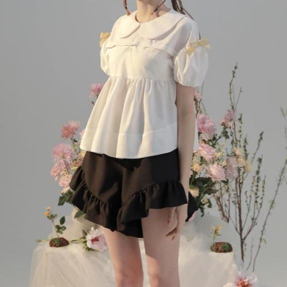 Daydream shirt top with detachable contrast bow