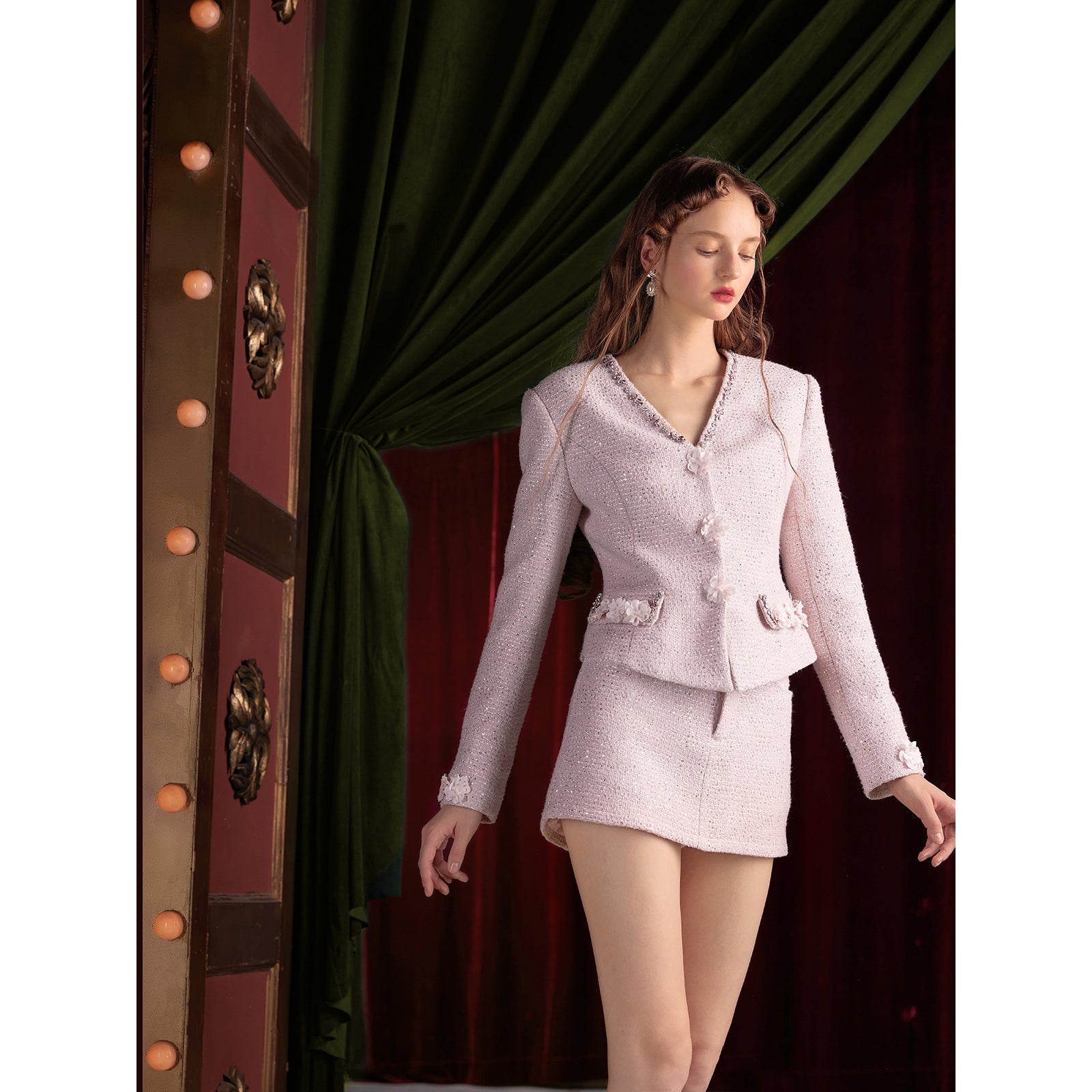 Pale purple lady's tweed jacket and miniskirt – remulia