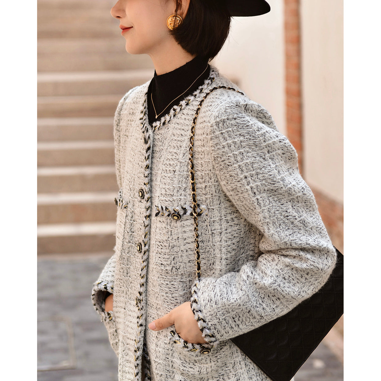 Countess' elegant tweed jacket – remulia