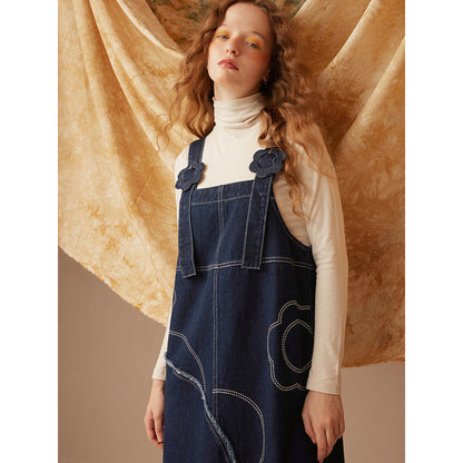 濃紺の花びら刺繍デニムジャンパースカート