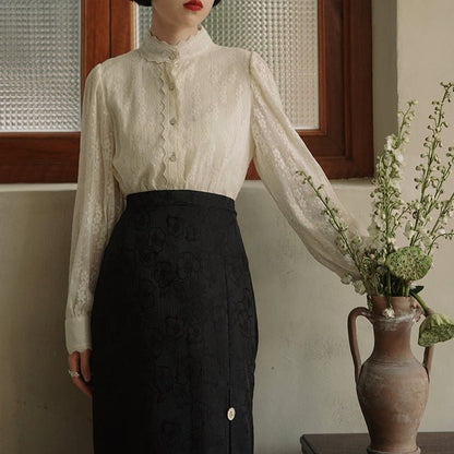 Embossed flower side slit black straight skirt