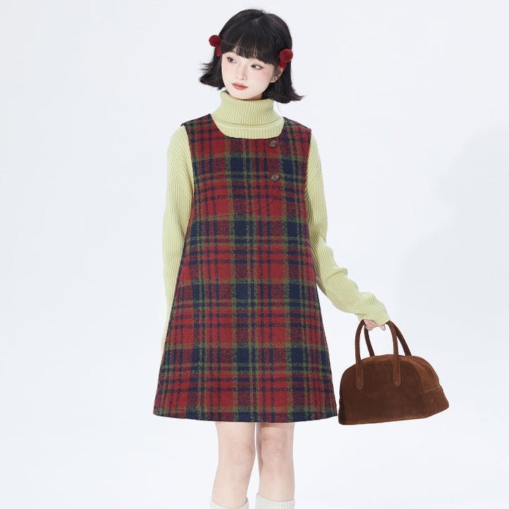 High-waisted mid-length loose-fitting retro wool dress