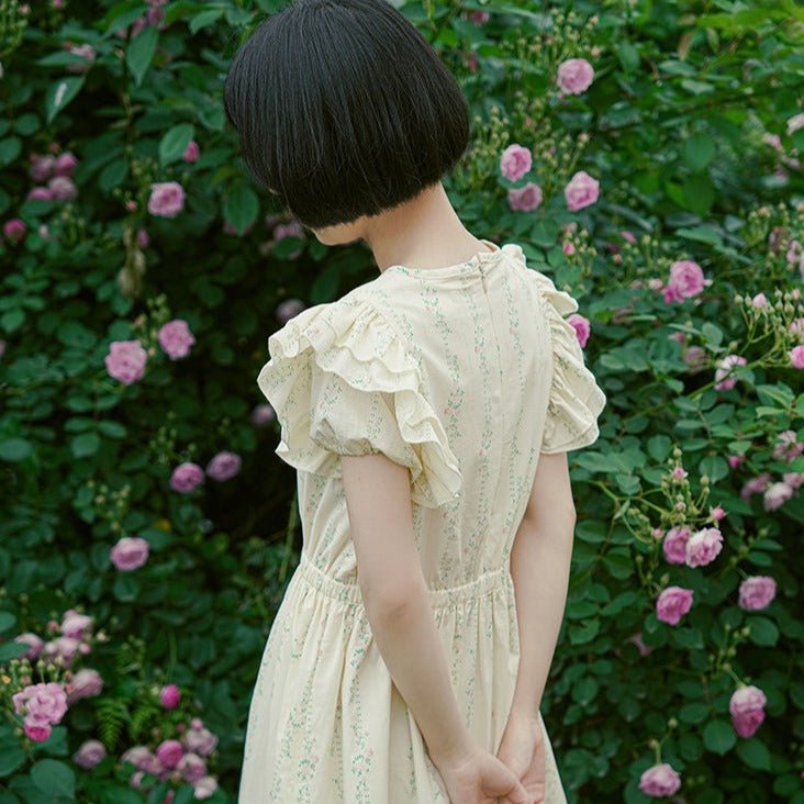 However, the wind rose girl dress