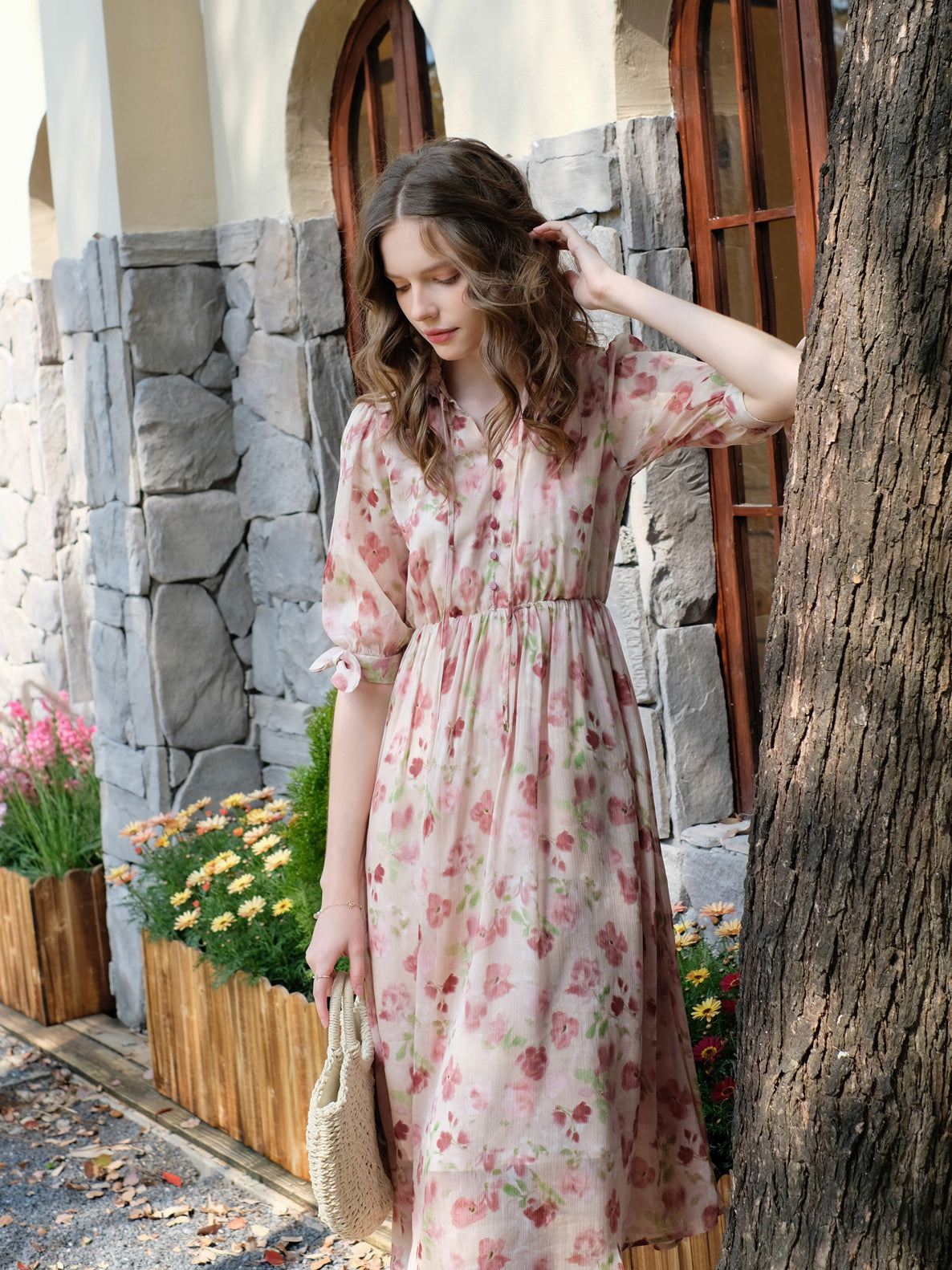 Pale red flower bleeding picture French dress