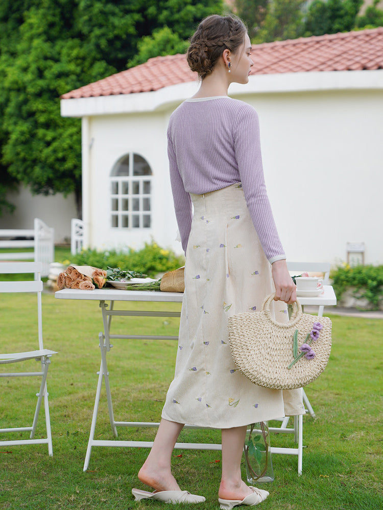 チューリップの花編みスリムニット