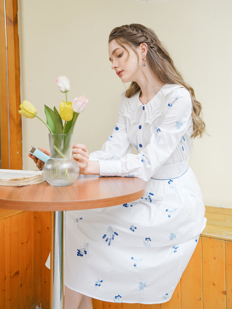 Blue indigo flower embroidery blouse and high waist skirt – remulia