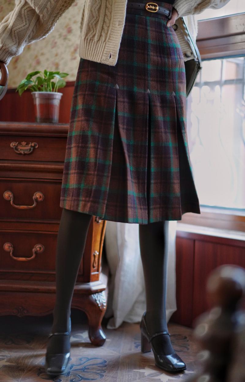 Dark brown plaid classical pleated skirt – remulia