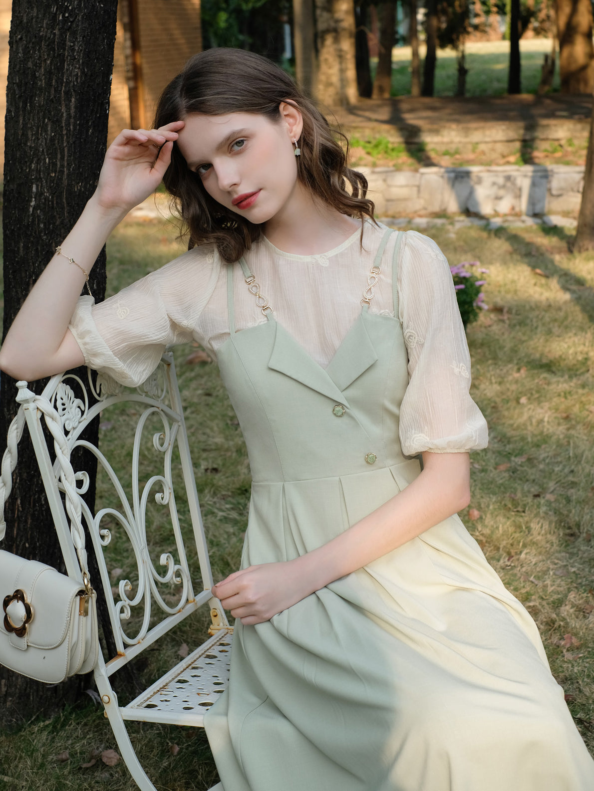 White green lady's strap dress and rose embroidered top – remulia