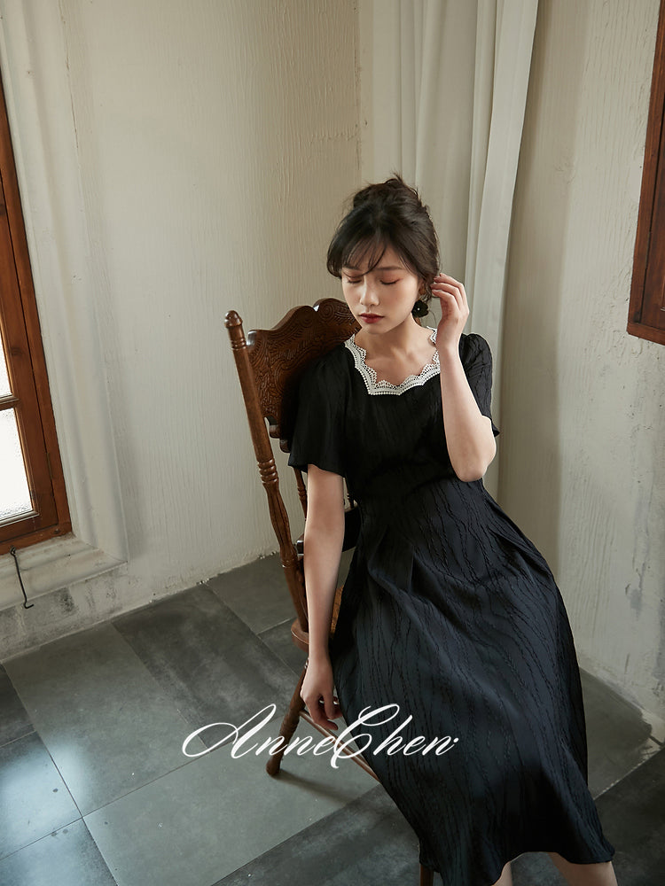 漆黒の編み模様ジャガードワンピース
