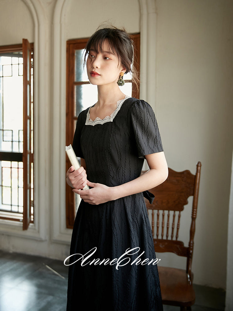 漆黒の編み模様ジャガードワンピース