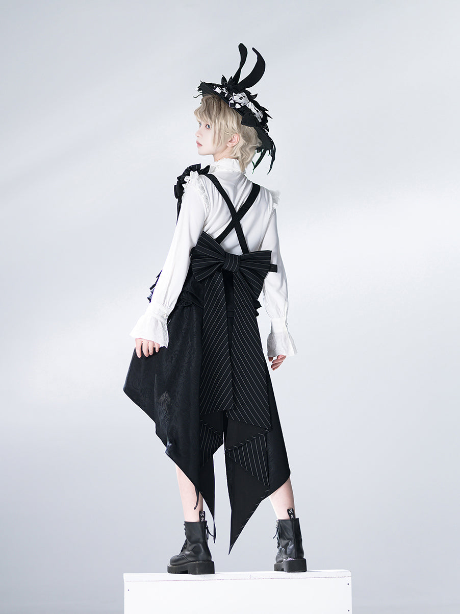 公爵騎士のジャガードコルセットと刺繍ブラウスとストライプハーフパンツとストライプバックリボンとリボンブローチと帽子[2023年7月中旬発送予定]