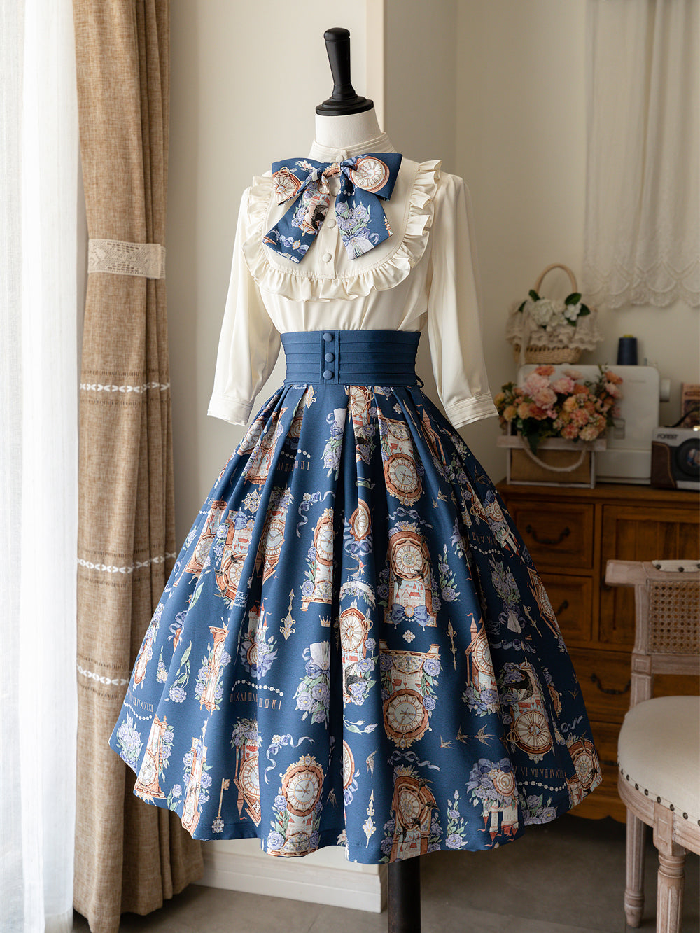 Western clock corset skirt and high neck ribbon blouse (Navy)